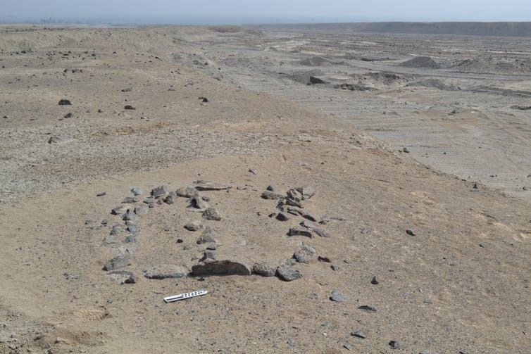 A small geoglyph in the Chincha pampa with the center line defining the June solstice.