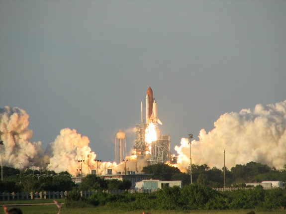 Space travel has been associated with substantial air pollution