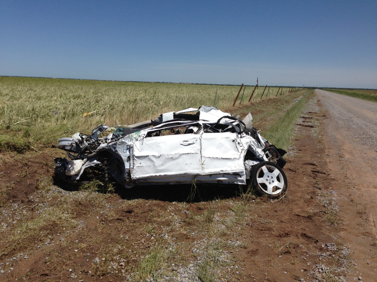 2013_El_Reno_tornado_Samaras_Car.jpg