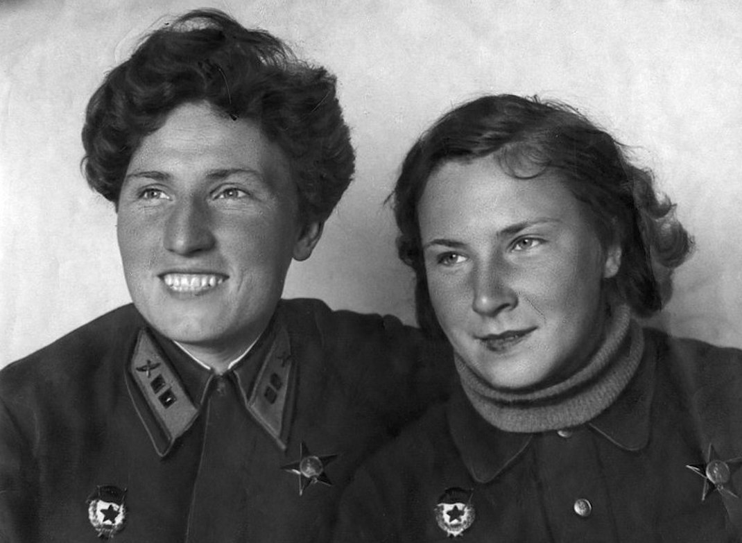 1024px-Budanova_and_Litvyak.jpg